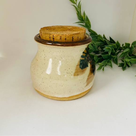 Vintage Handmade Lidded Pottery Jar Signed B. Walsh Speckled Leaf Fern Pine Cone - Picture 3 of 10